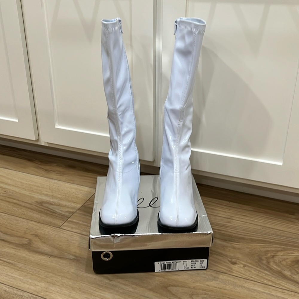White Ellie Gogo Boots